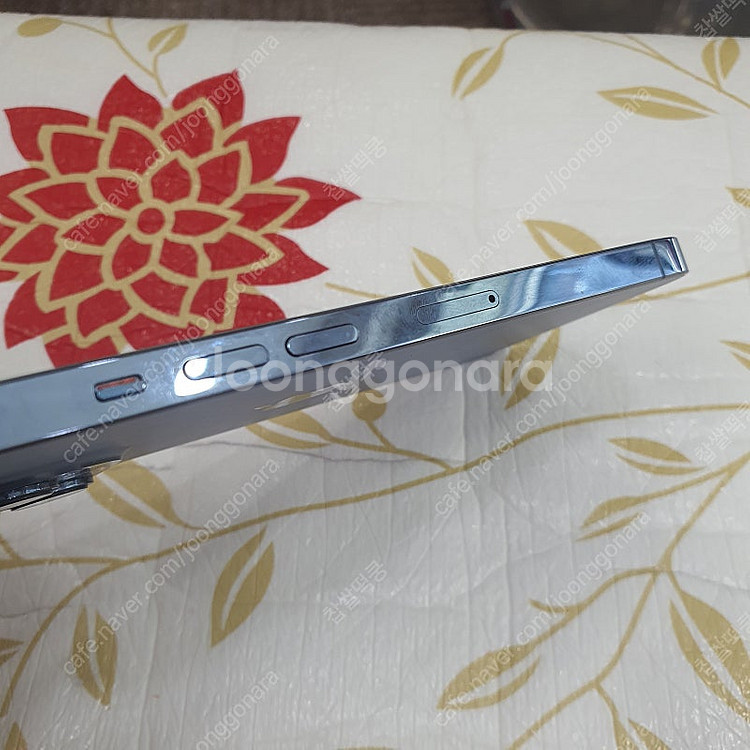 아이폰13프로 128g 무음카메라--2