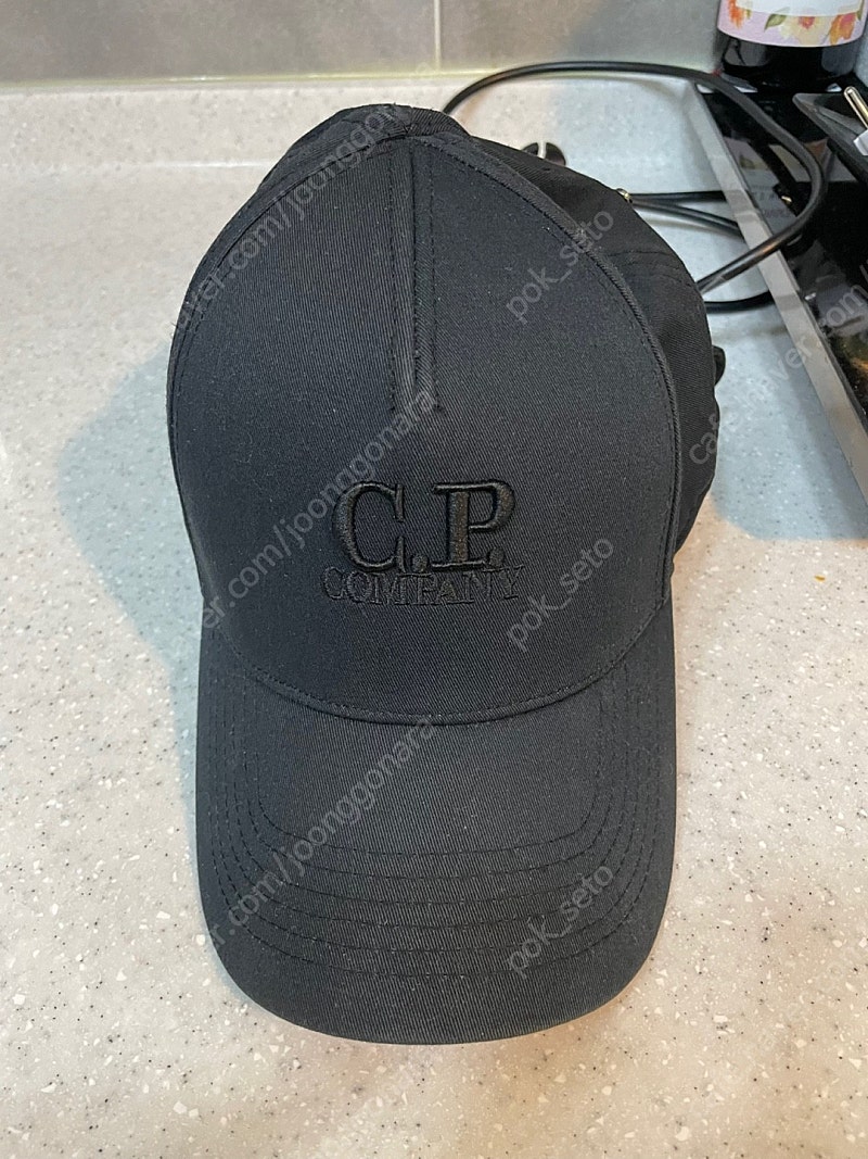 C.P 컴퍼니 모자