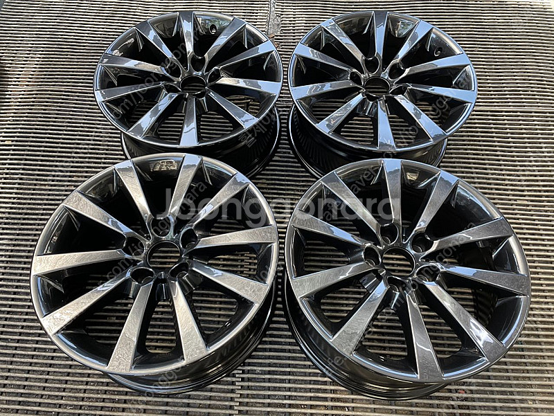 (판매)BMW 5시리즈 F10 528 18인치 고스트크...--0