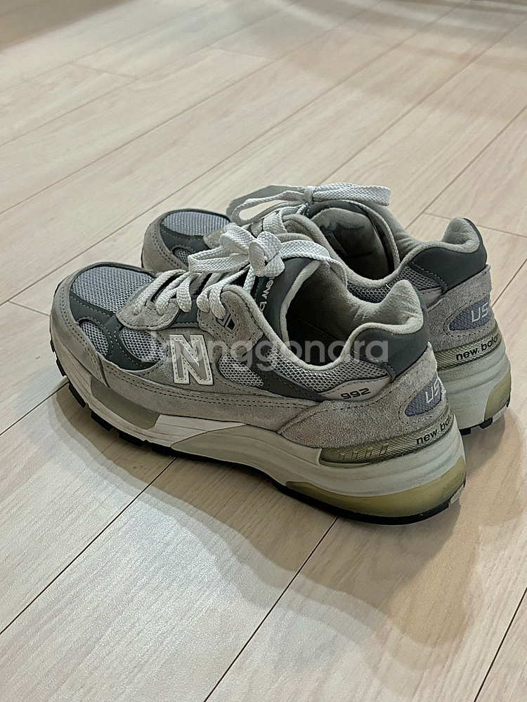 뉴발란스 992 그레이 220사이즈 (상태좋음)--1