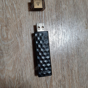 샌디스크 무선 USB 16G 1만3천 팝니다