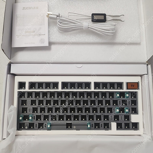 zuoya gmk81 커스텀 키보드 화이트 신품