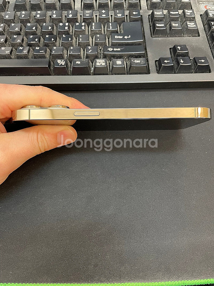 아이폰14프로 골드 512GB 상태좋은 중고77만팝니다...--4