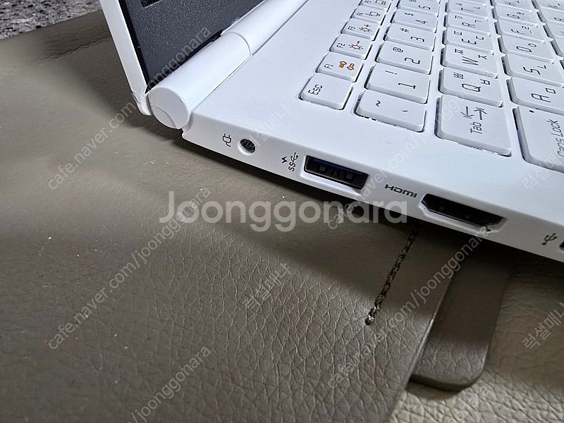 Lg 그램 15.6인치 거의안써서 상태 좋아요 15z9--6