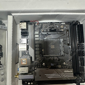 ASRock B550M-ITX/ac 디앤디컴