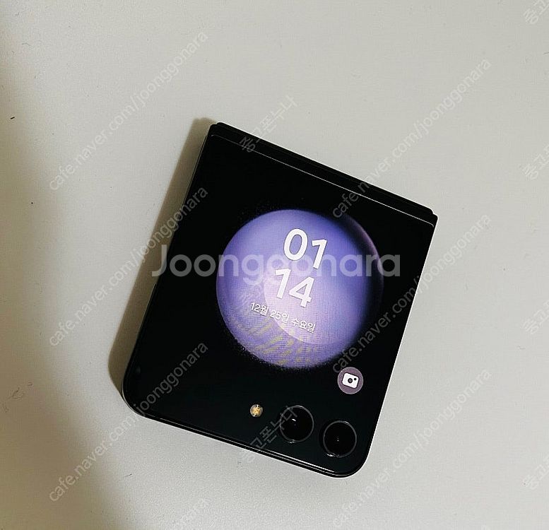 새폰급) 갤럭시 제트플립5 512gb 자급제 그레이 중...--1