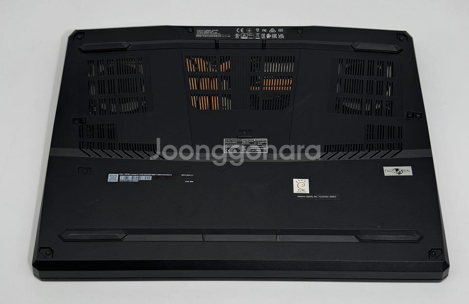 [MSI] GP66 Leopard 11UG / i7-1...--8