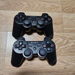 ps3 듀얼쇼크3 판매합니다.