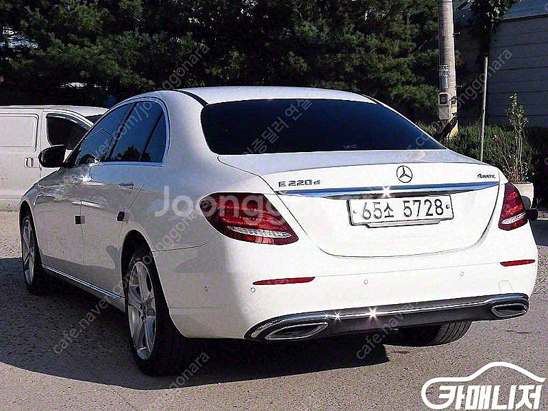 [벤츠]E-클래스 W213 E220d 4MATIC 아방...--3