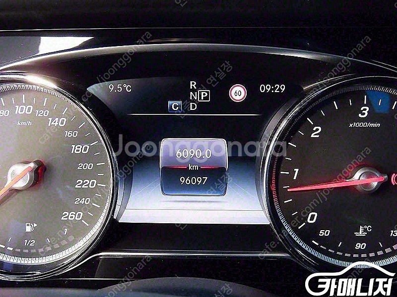 [벤츠]E-클래스 W213 E220d 4MATIC 아방...--9