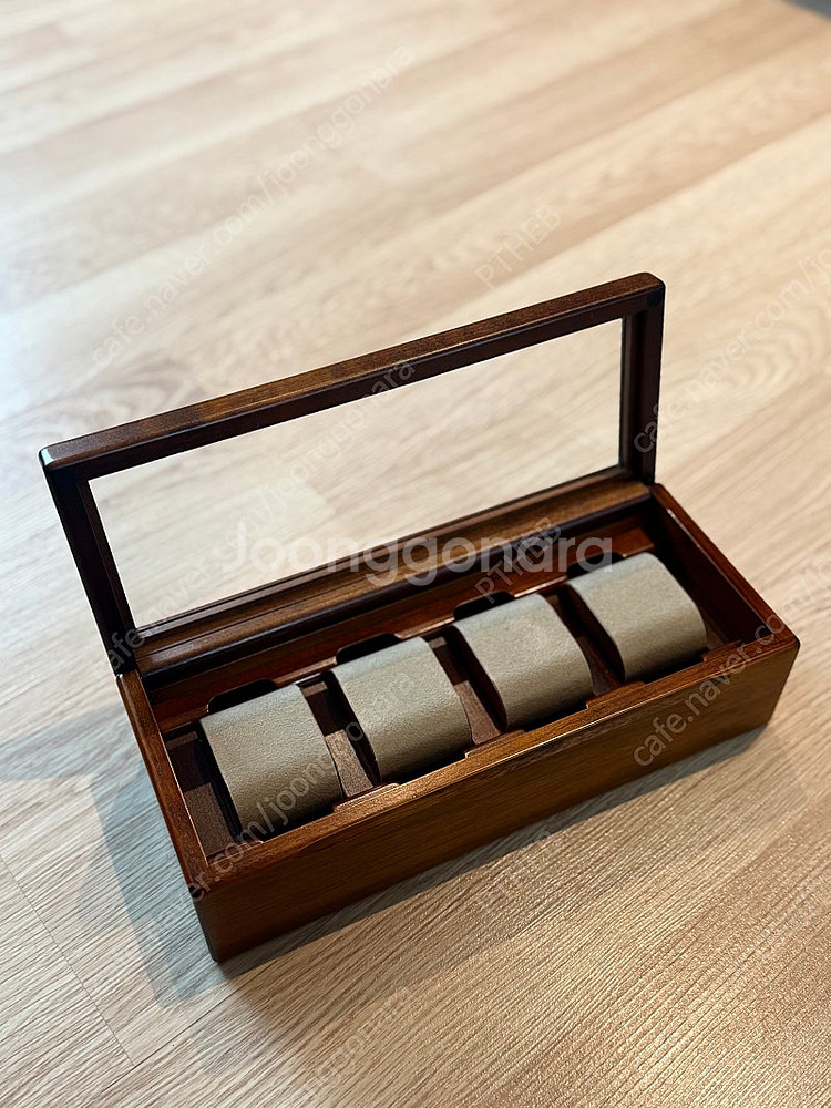 토요오카 4구 원목 시계 보관함--0