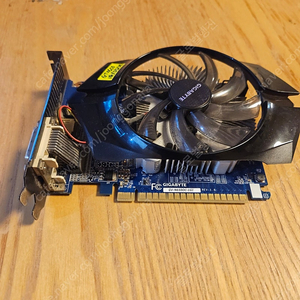 기가바이트 GTX650 그래픽카드