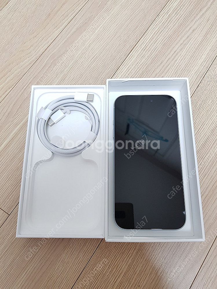 [애플] 아이폰 15 블루 128기가 팝니다--0