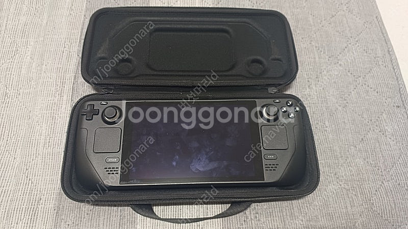 스팀덱 LCD(구팀덱) 개선판 1TB 아무 하자없는제품 판매합니다. 상태좋습니다.--3