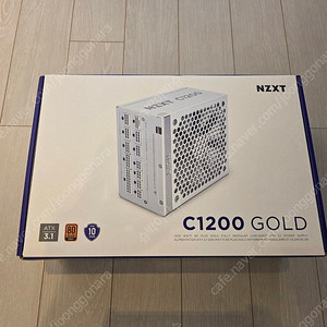 NZXT C1200 80PLUS골드 풀모듈러 ATX3.1 화이트 파워 판매합니다.