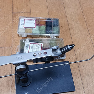 플라이낚시 타잉바이스 팝니다