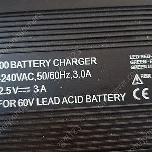 C300 Battery charger 72.5V 3A