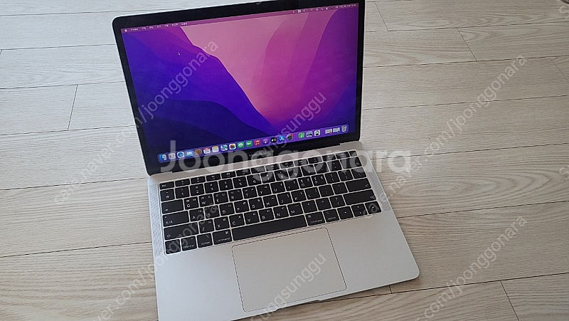 19년형 맥북 에어 13인치 실버 8GB Ram, 25...--1
