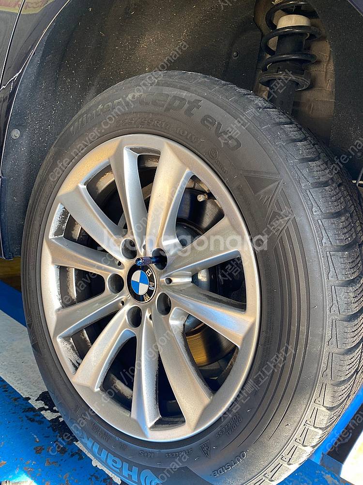 BMW f10 윈터타이어 휠세트 225 55 17--1