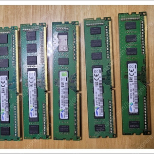 삼성 데스크탑 컴퓨터 DDR3 4GB 메모리 4천원에 판매합니다.