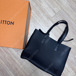 Louis Vuitton 루이비통 패스트라인 토트백 (블랙)