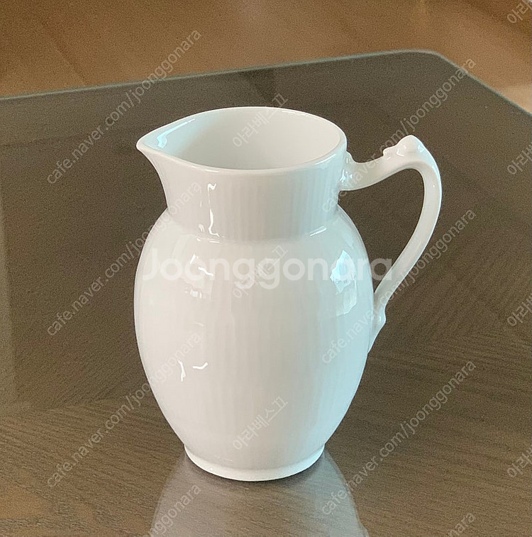 로얄코펜하겐 저그 380ml 판매합니다.--0