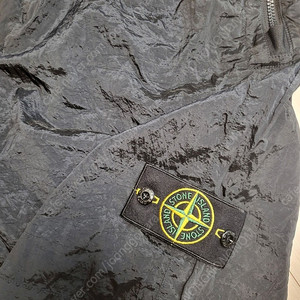 스톤아일랜드(Stone Island) / 나일론 버뮤다 팬츠 블랙 / 31