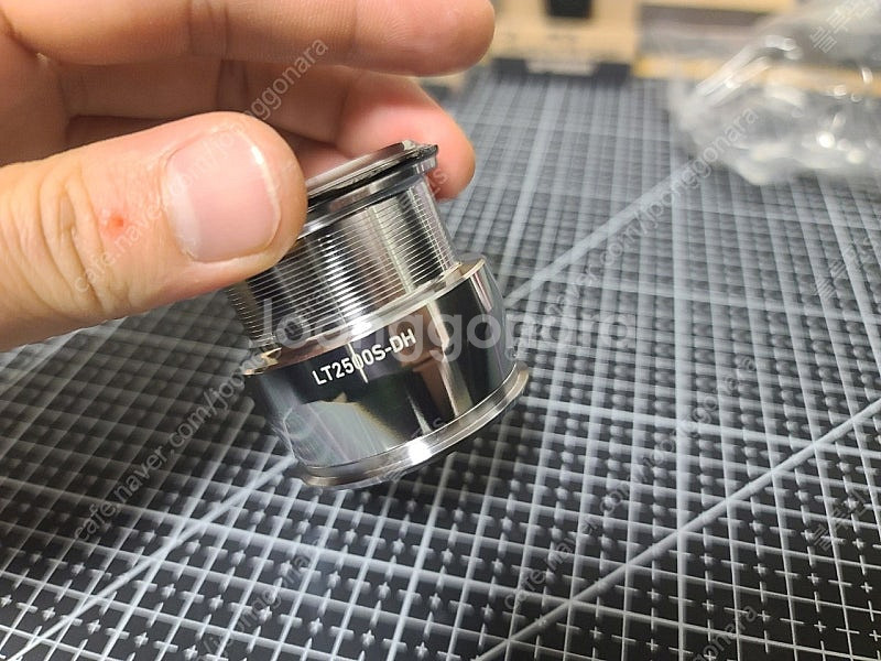 22이그지스트 2500dh 보조 스풀 팝니다--4