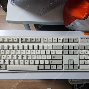 레오폴드 블루투스 키보드 FC900RBT / FC660MBT 판매합니다