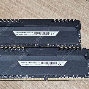 커세어 벤전스 DDR4-3000 CL15 (32GB(16Gx2)) 판매합니다