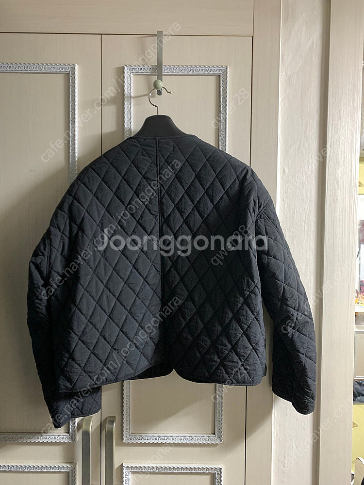 [블랙] 벌스데이수트 퀼티드 가디건 19FW M 판매--2