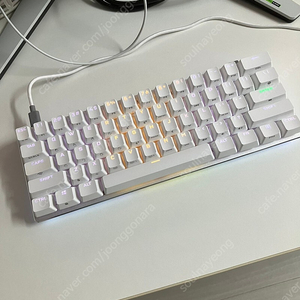 커세어 k70 pro 미니 키보드 팝니다