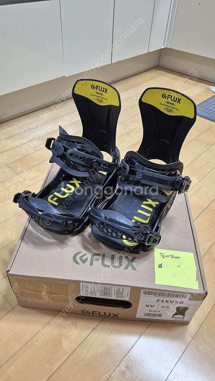스노우보드 플럭스 바인딩 2021 XV (사이즈XS)판매합니다.박스있음.--1