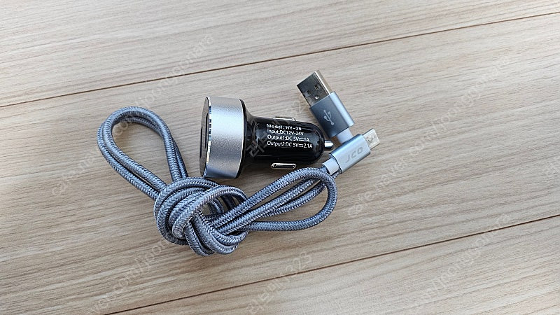 아우디 폭스바겐 뉴CC 파사트 아테온 차량용품 휠캡 에어컨필터 쿠션담요 더블컵홀더 옷걸이셋 청소기 등 이미지