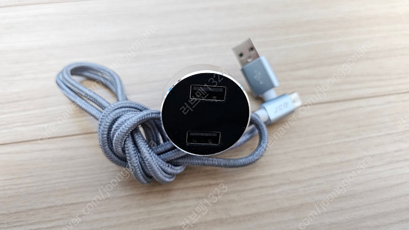 아우디 폭스바겐 뉴CC 파사트 아테온 차량용품 휠캡 에어컨필터 쿠션담요 더블컵홀더 옷걸이셋 청소기 등 이미지