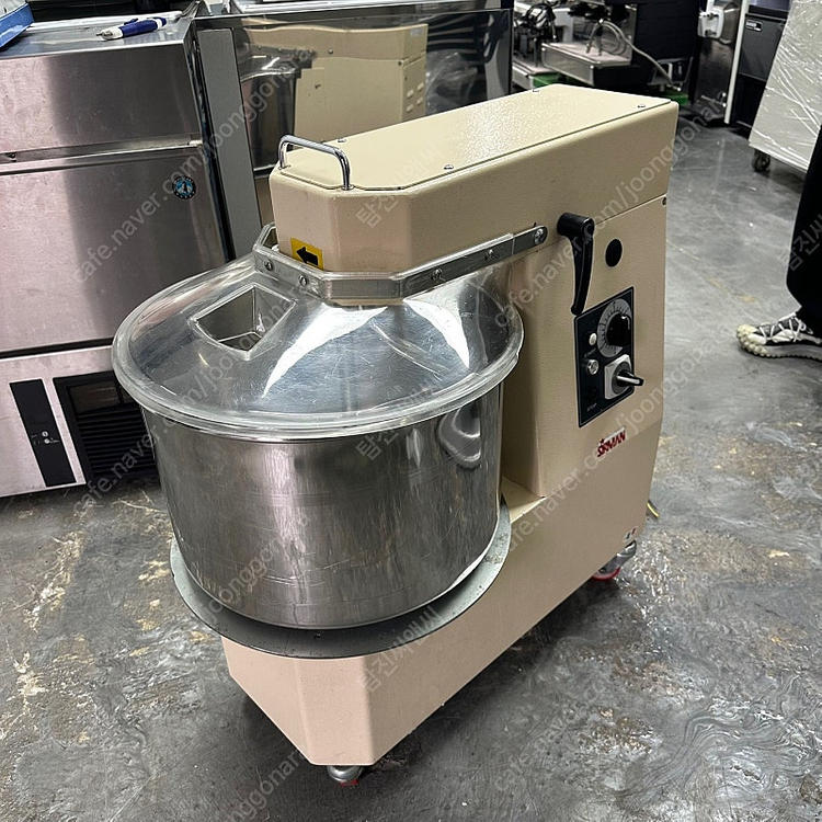 업소용반죽기 호바트, 소프트밀, 스파, 영송 20L/30L/40L 반죽기 거품기 교반기 제과제빵 이미지