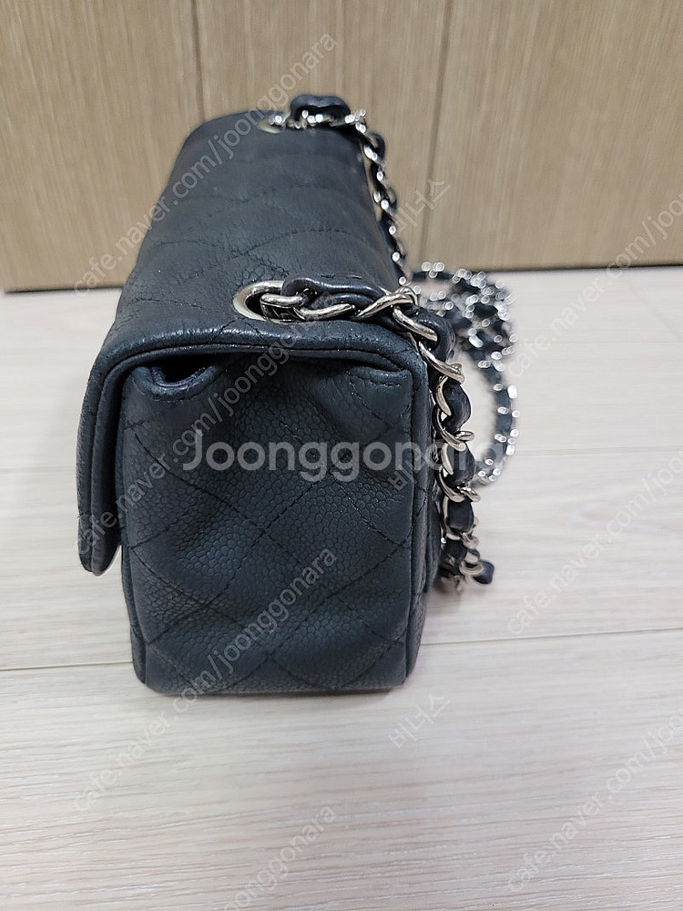 샤넬 쁘띠삭 케비어 정품( 17번대)판매완료--1