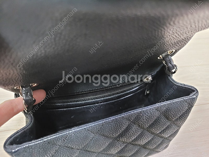 샤넬 쁘띠삭 케비어 정품( 17번대)판매완료--3