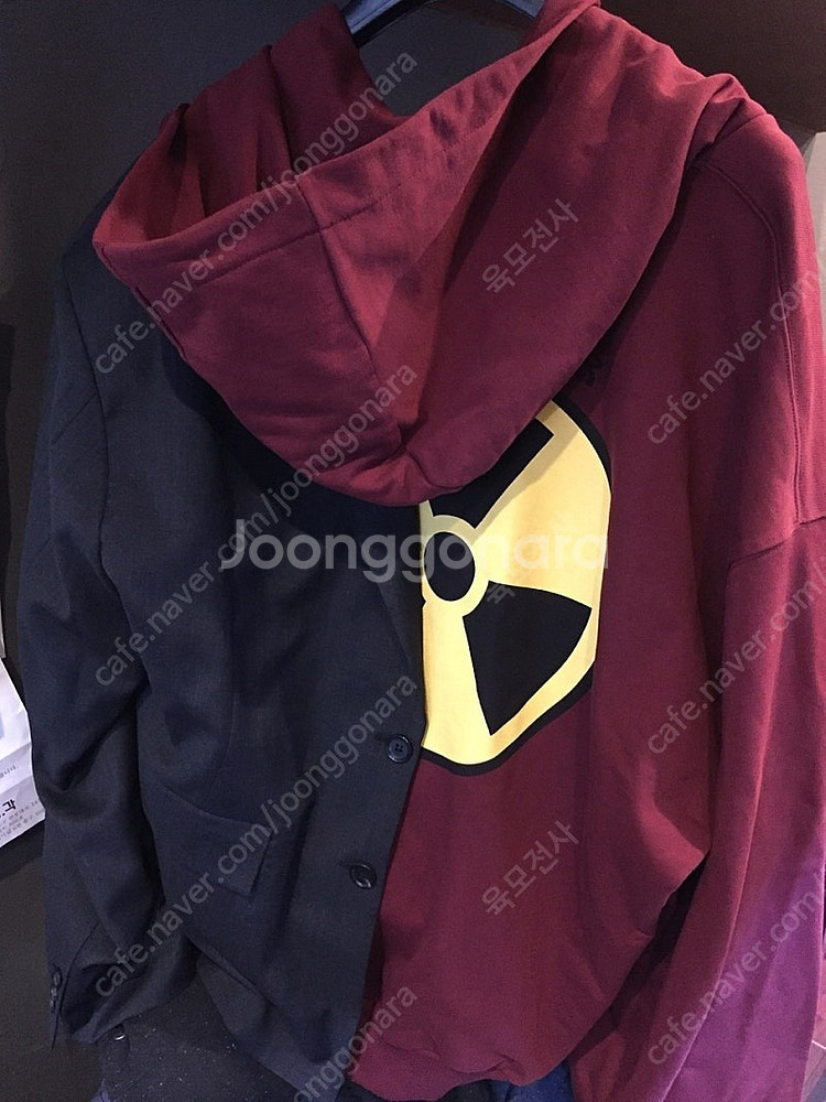 고샤 루브친스키 반반(하프) 후드집업 XL구합니다--0