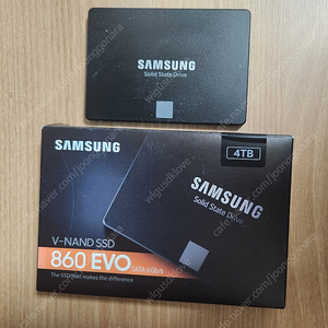 삼성 860 evo 4tb 팝니다.
