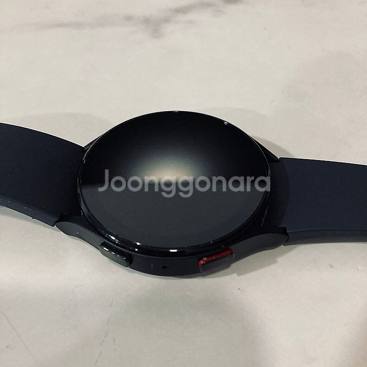 갤럭시 워치5 블랙 44mm 액정s급 케이블포함 8만원...--3