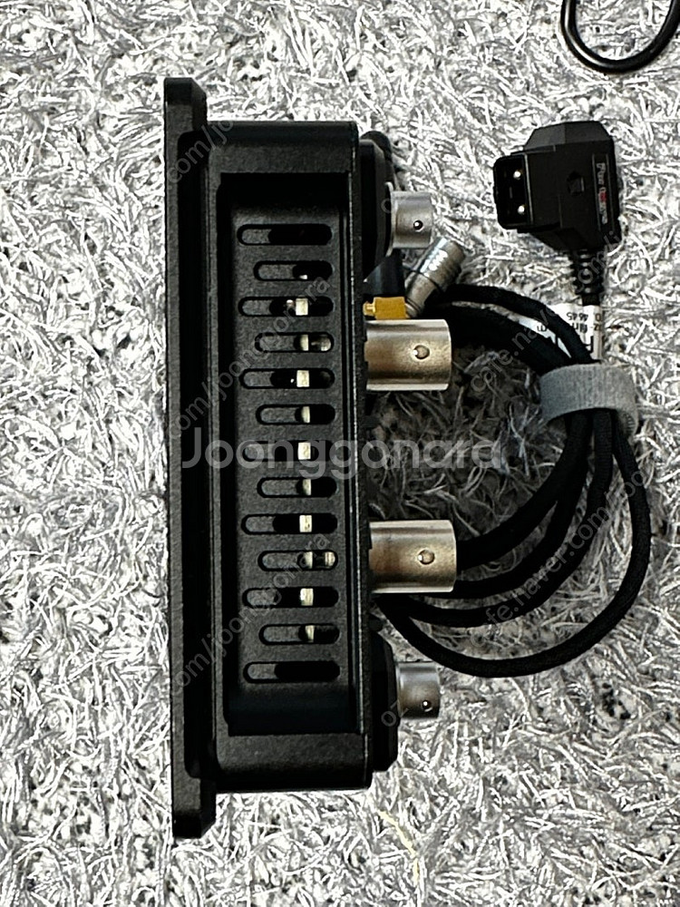 포트키 모니터 portkey bm5 III WR 팝니다...--5