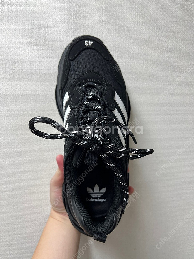발렌시아가 x 아디다스 트리플 S 스니커즈 블랙(43사이즈) 팝니다--2