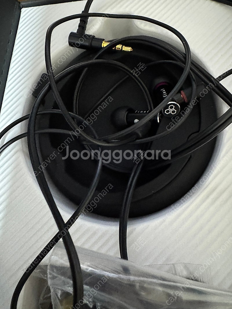 파이널 e4000 이어폰--1