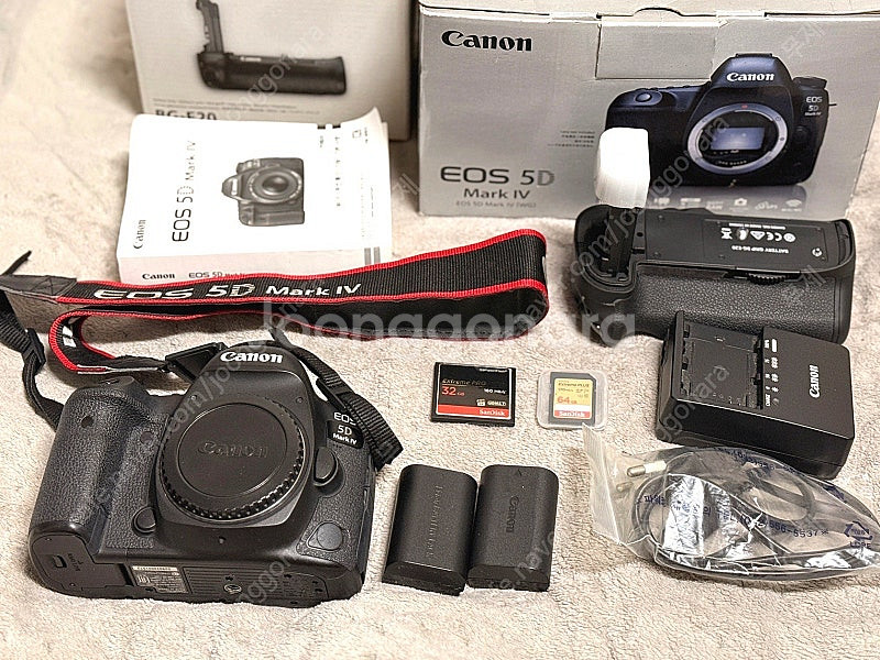 캐논 EOS 5D Mark 4 오막포 카메라 바디 판매...--0