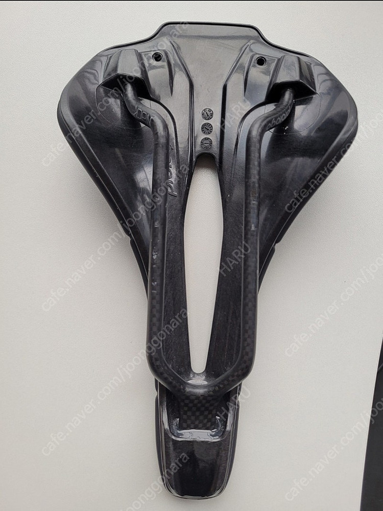 프롤로고 스크래치m5 카본레일--1