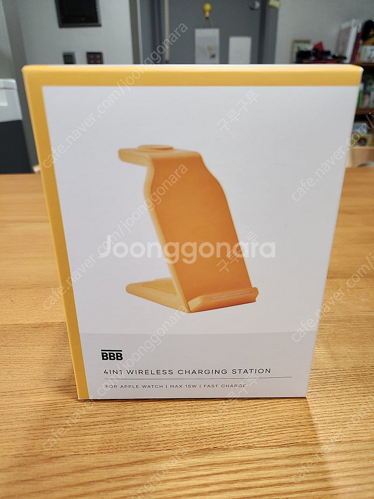 BBB 4in1 무선충전 스테이션 (애플워치용)--0