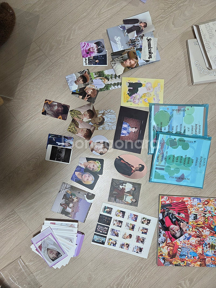 세븐틴 앨범+포카+고잉잡지+4주년 캐랜 일괄판매 5만원--2
