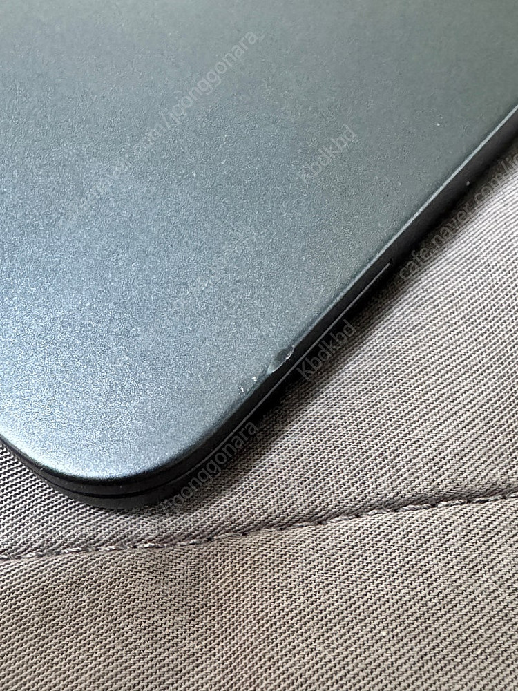 맥북 에어 M2 13인치 기본형 미드나이트--6