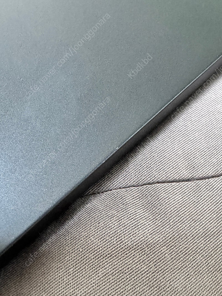 맥북 에어 M2 13인치 기본형 미드나이트--7